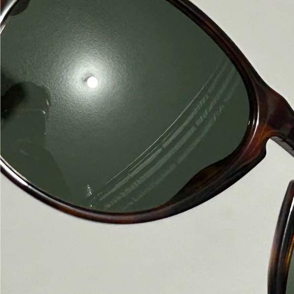 Persol Sunglass - Picture 12 of 16